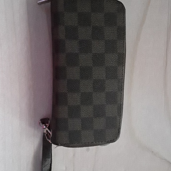 Wallet - Picture 2 of 4